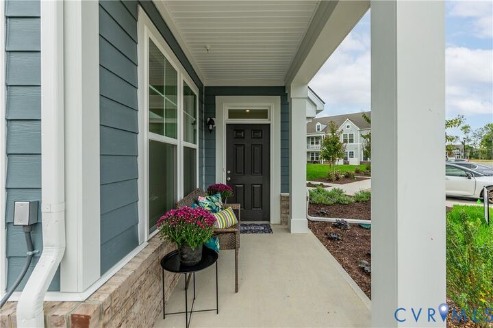 Property Photo:  5304 Twisting Vine Lane 102  VA 23059 