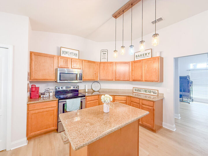 Property Photo:  6214 Flash Lane  FL 32536 