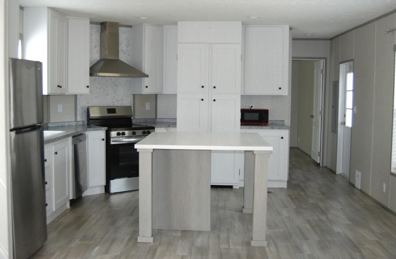 Property Photo:  18 Daffodil Court  FL 32433 