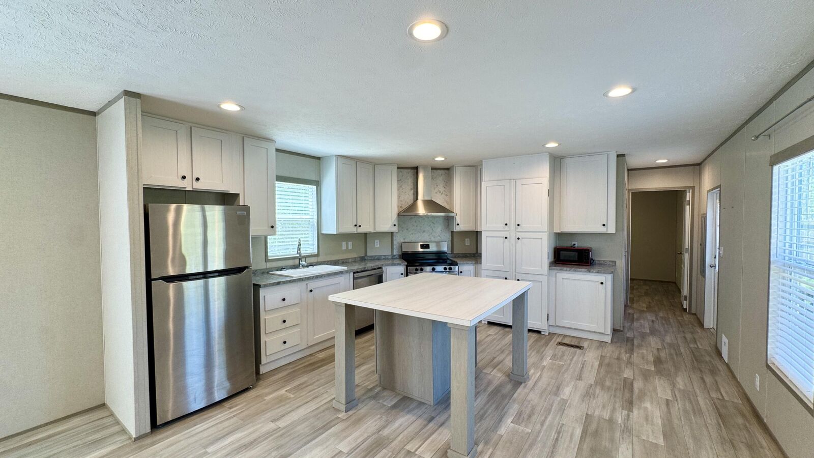 Property Photo:  18 Daffodil Court  FL 32433 