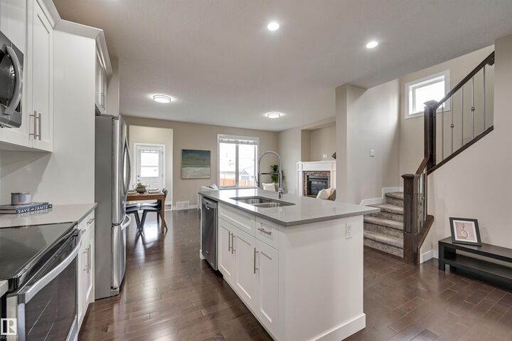 Property Photo:  7404 81 Avenue NW  AB T6B 0E2 