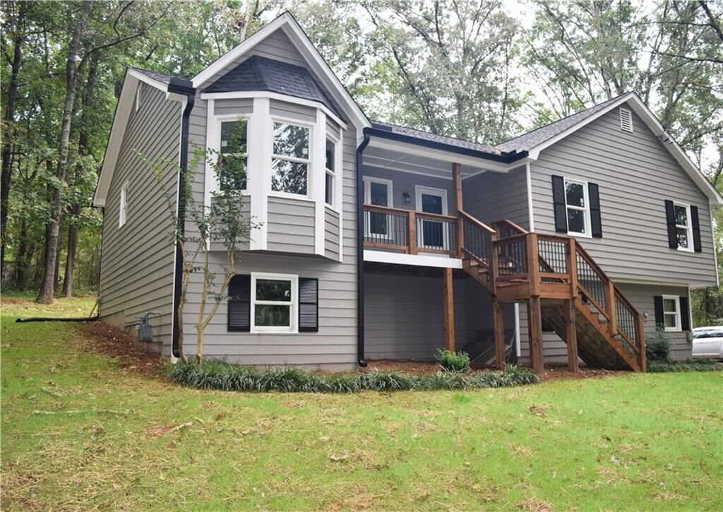 Property Photo:  215 Lori Lane  GA 30114 