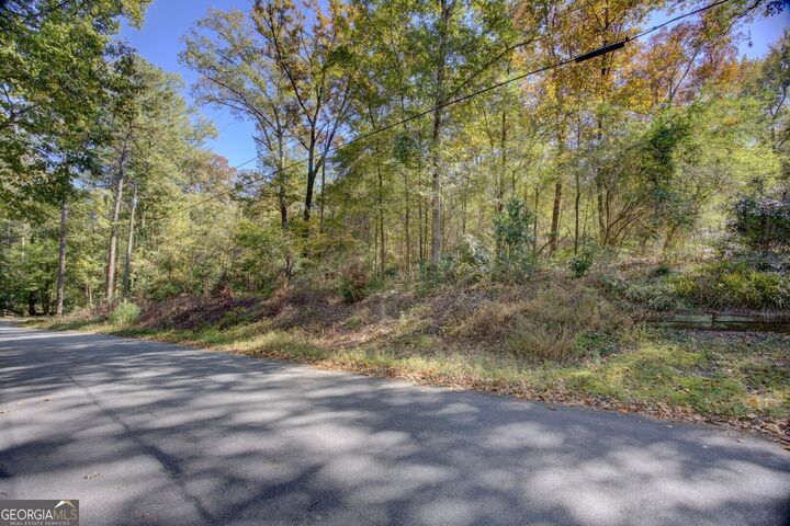 Property Photo: 1804 Wiggins Circle SW GA 30094