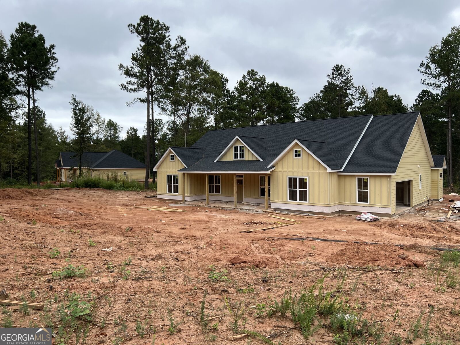 Property Photo: 608 Dean Patrick Rd GA 30248