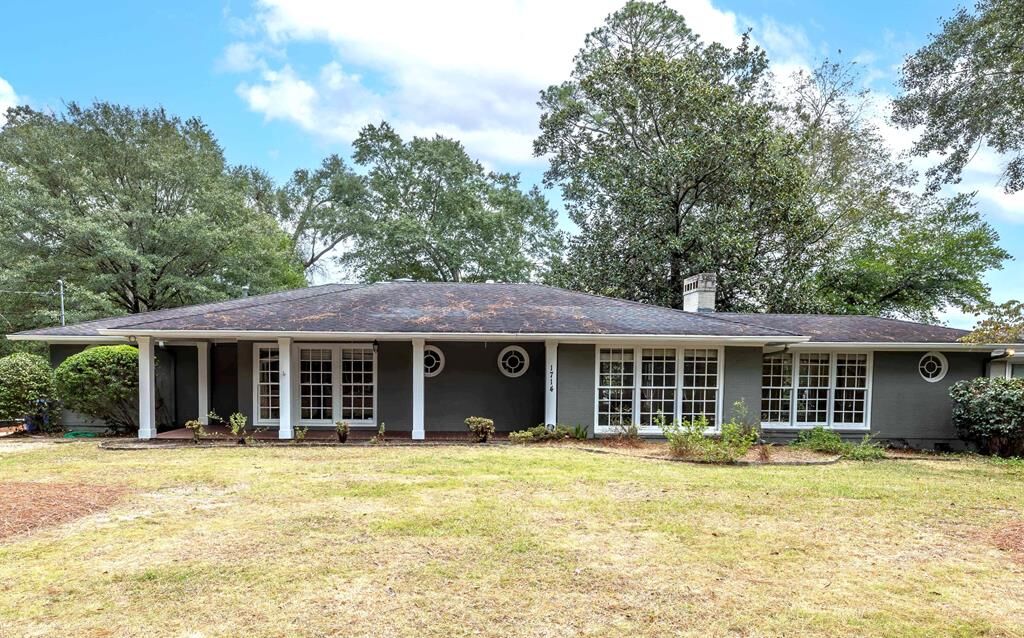 Property Photo:  1714 Iris Drive  GA 31906
