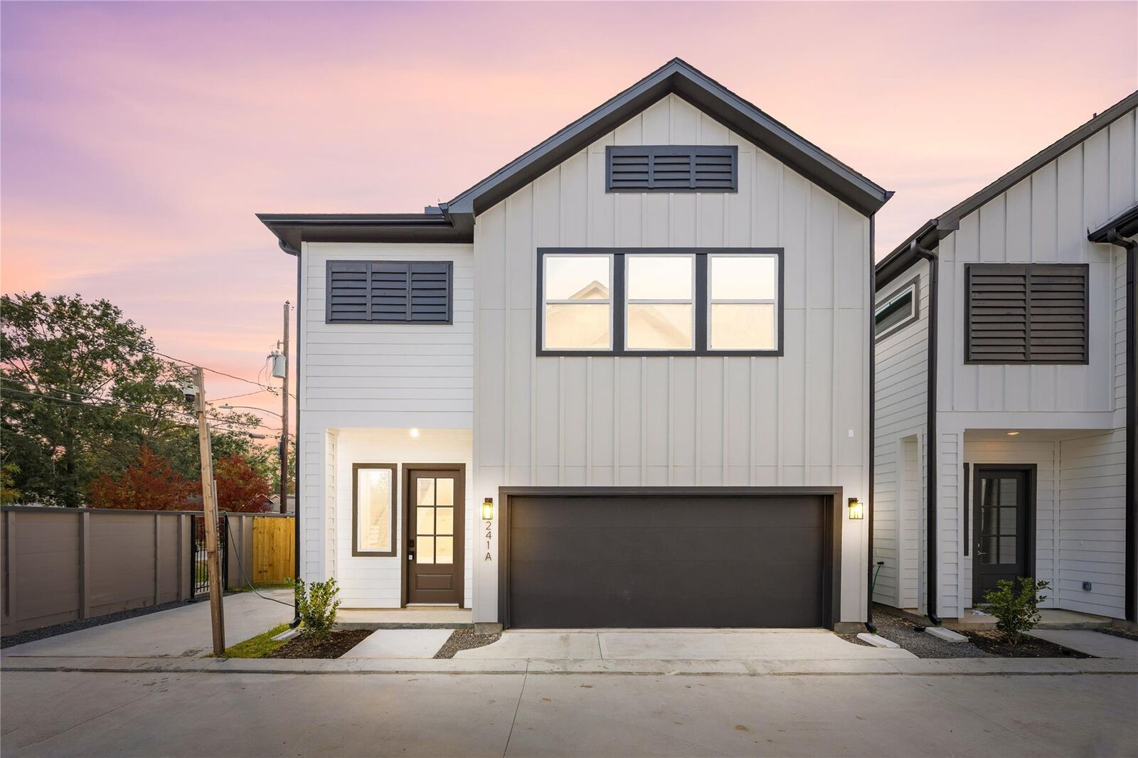 Property Photo:  241 Rebecca Street A  TX 77022 
