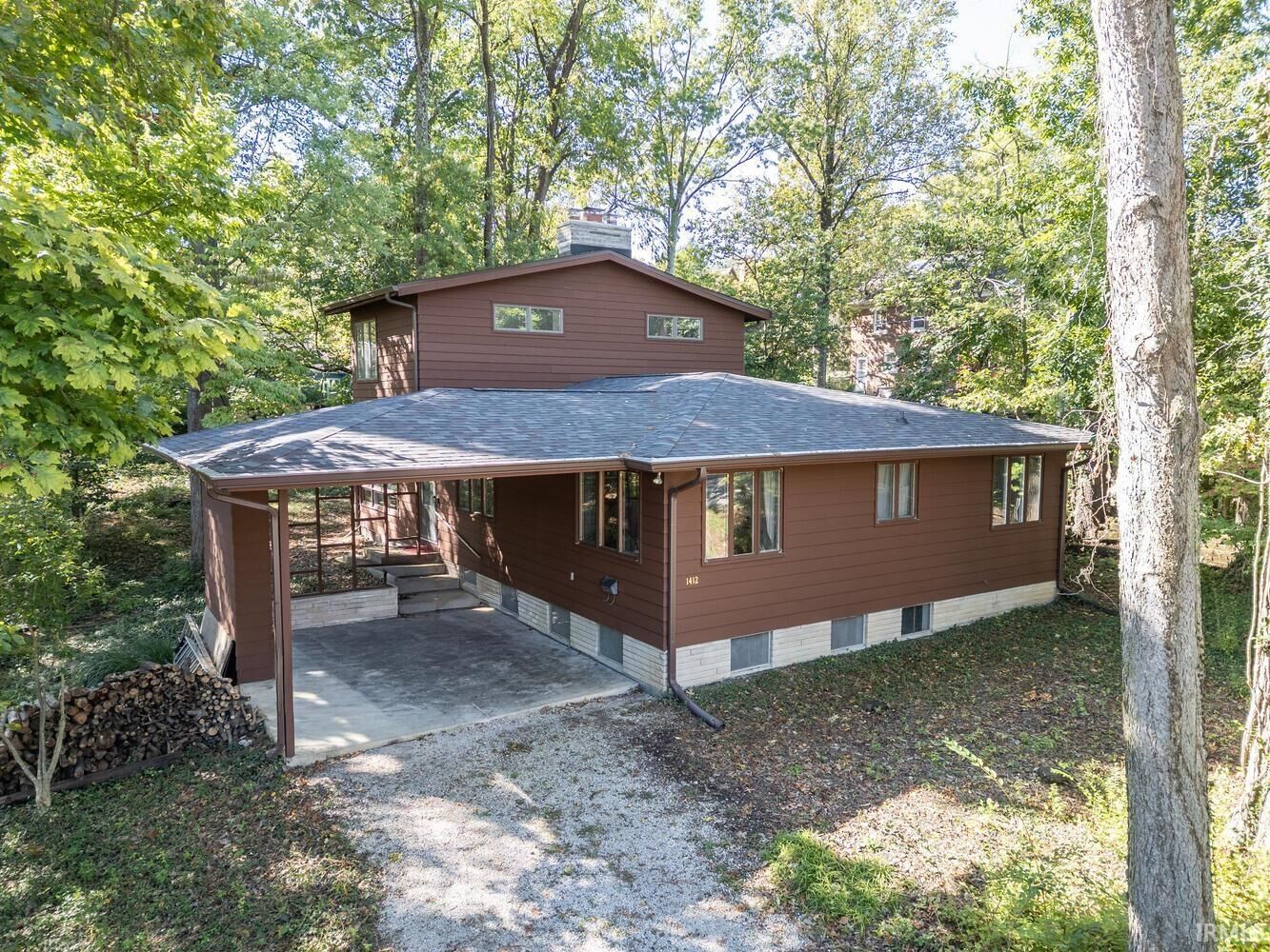 Property Photo: 1412 E 2 Street IN 47401