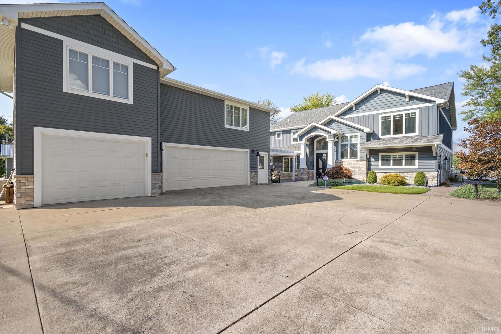 Property Photo: 1965 E 765 S IN 46795