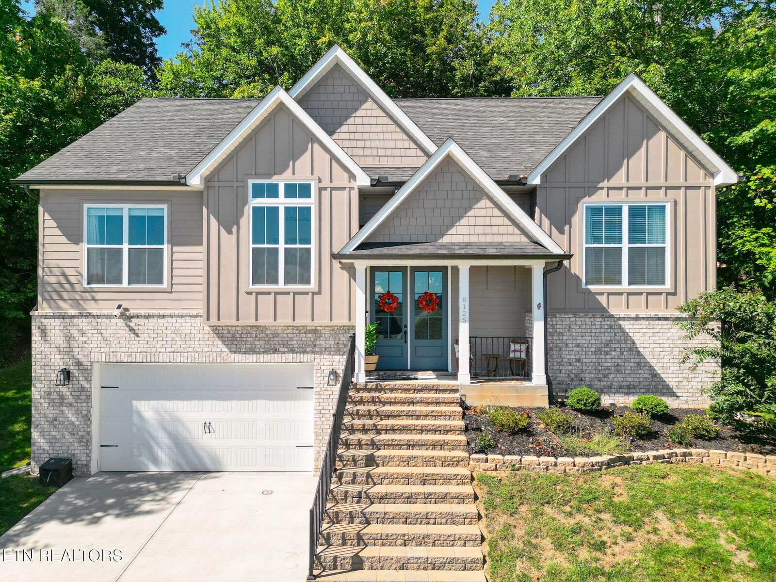 Property Photo: 8125 Vassar Lane TN 37938