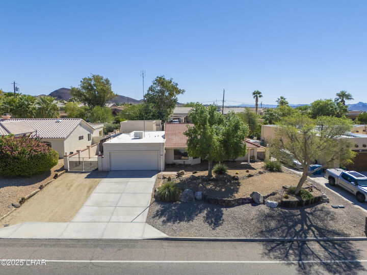 Property Photo: 3828 Cherry Tree Blvd AZ 86406