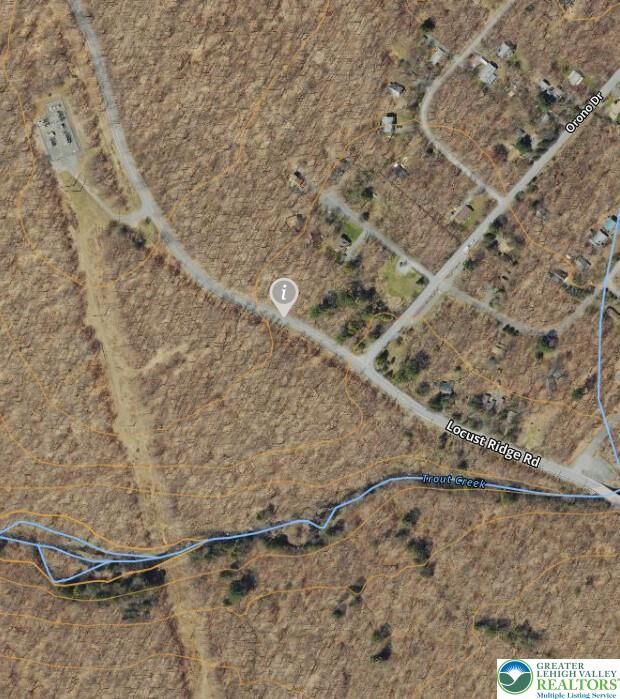 Property Photo: 2287 Locust Ridge Road 5 PA 18347