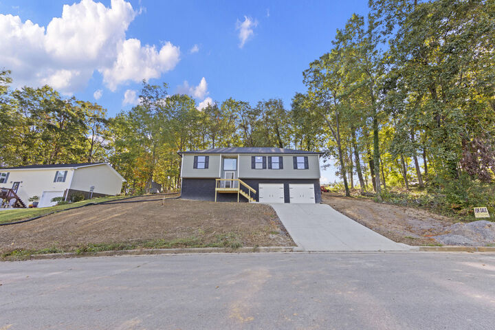 Property Photo: 136 Maple Crest TN 37743