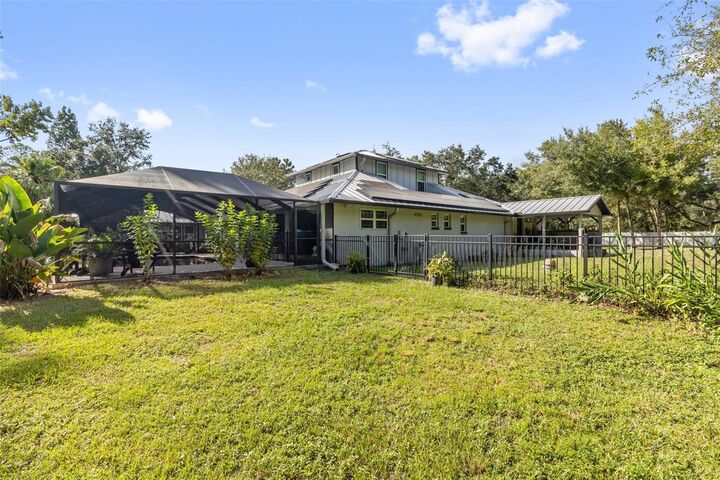 Property Photo: 28042 Lindenhurst Drive FL 33544