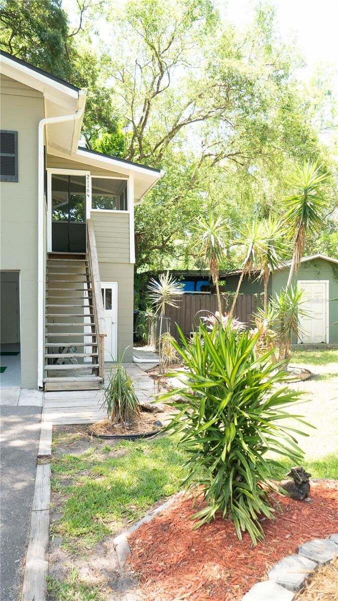 Property Photo:  2116 1/2 Henderson Drive  FL 32806 