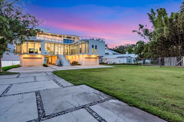 Property Photo:  4035 Bay Shore Road  FL 34234 