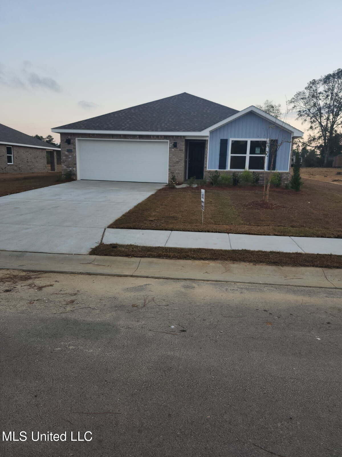 Property Photo:  17501 E Sycamore Street  MS 39503 