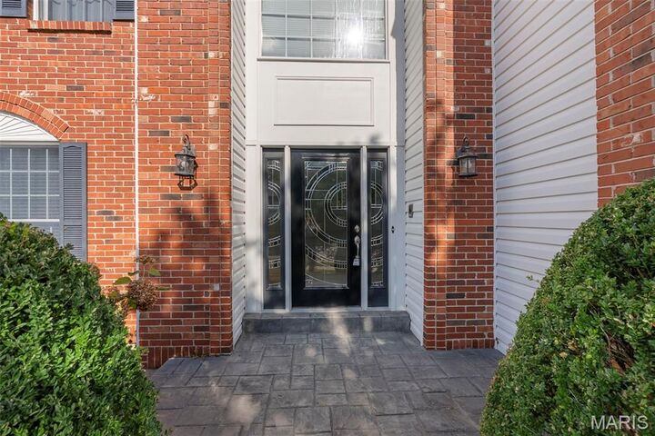 Property Photo:  1110 Nooning Tree Drive  MO 63017