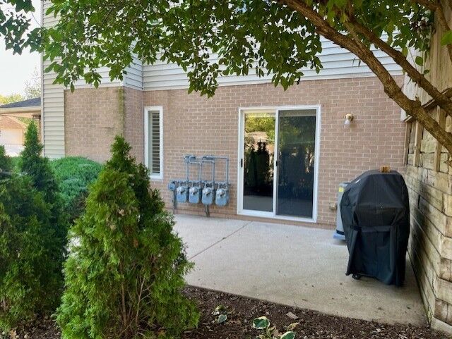 Property Photo:  479 River Bend Road 111  IL 60540 