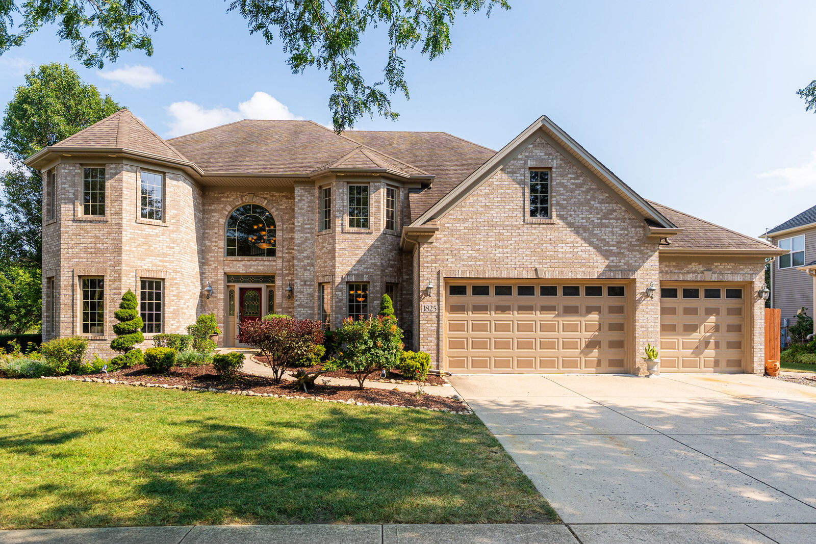 Property Photo:  1825 Pampas Circle  IL 60490 