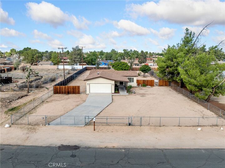 Property Photo: 13120 Skiomah CA 92308