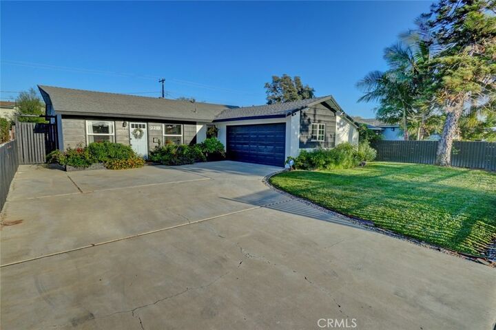 2208 Meyer Place  Costa Mesa CA 92627 photo