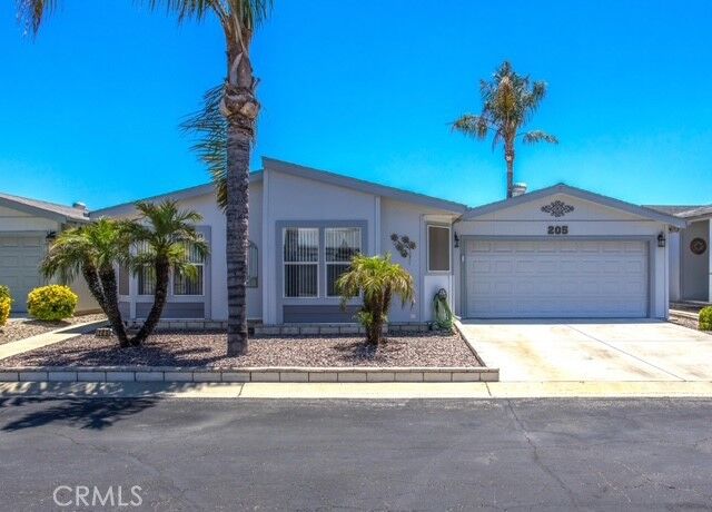 Property Photo: 1250 N Kirby St 205 CA 92545