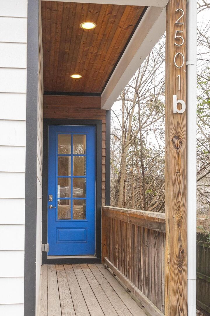 Property Photo:  2501B N 16th St  TN 37206 