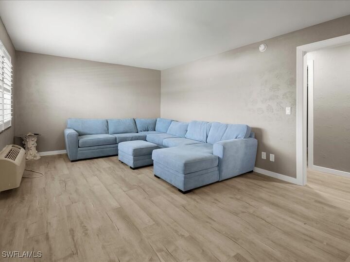 Property Photo:  850 Palm Street E2  FL 34145 