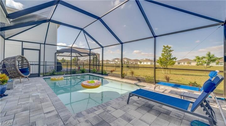 Property Photo:  12210 Dakota Ridge Place  FL 33974 