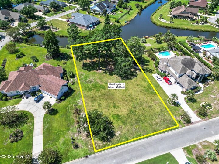 Property Photo:  1205 Regalia Lane  NC 28451 