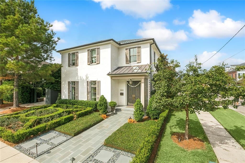 Property Photo: 600 Bath Avenue LA 70001