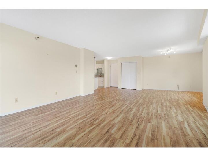 Property Photo:  66 9th Street 1315  MN 55101 