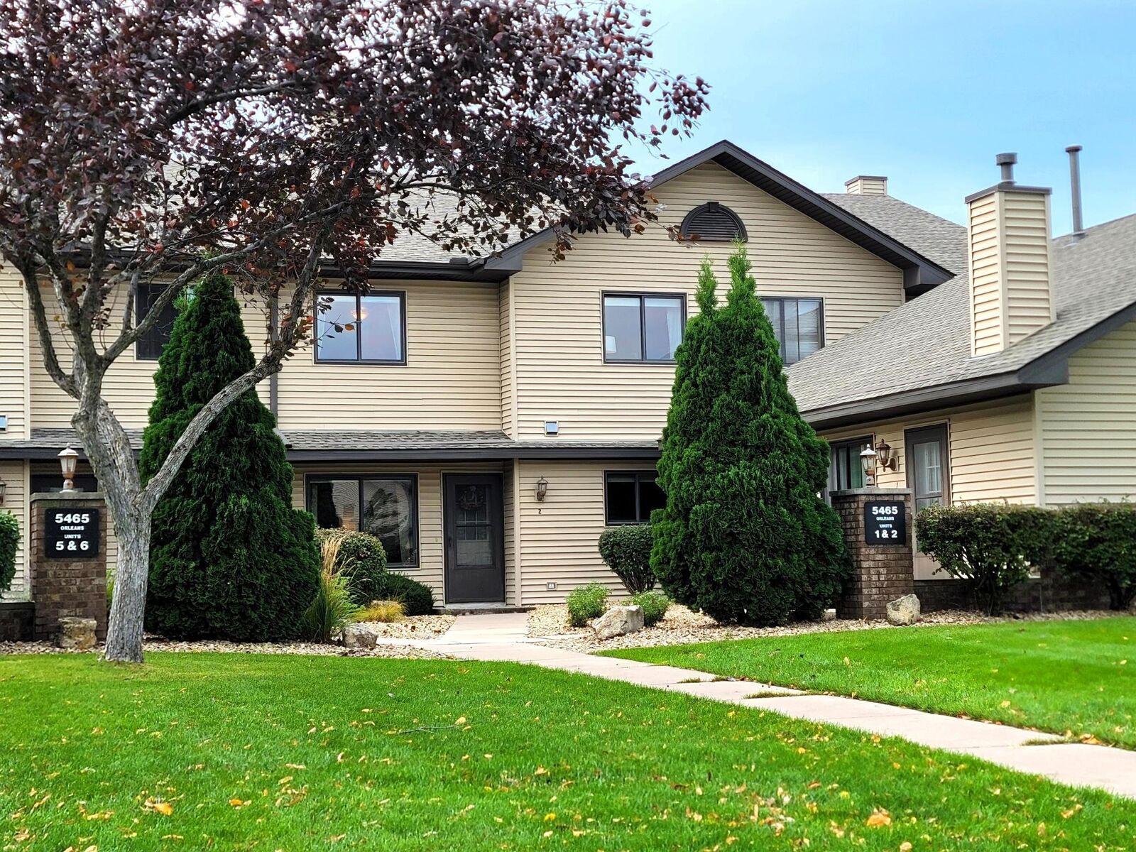 Property Photo:  5465 Orleans Lane N 2  MN 55442 