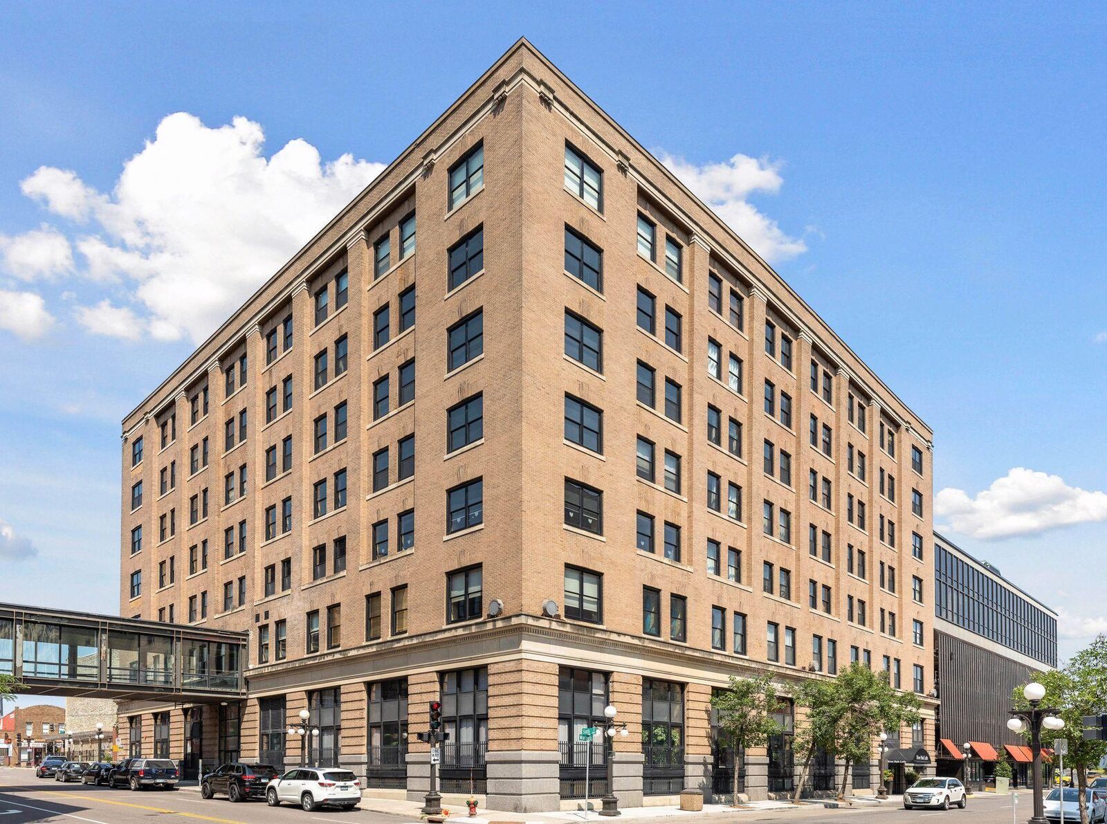 Property Photo:  406 Wacouta Street 412  MN 55101 