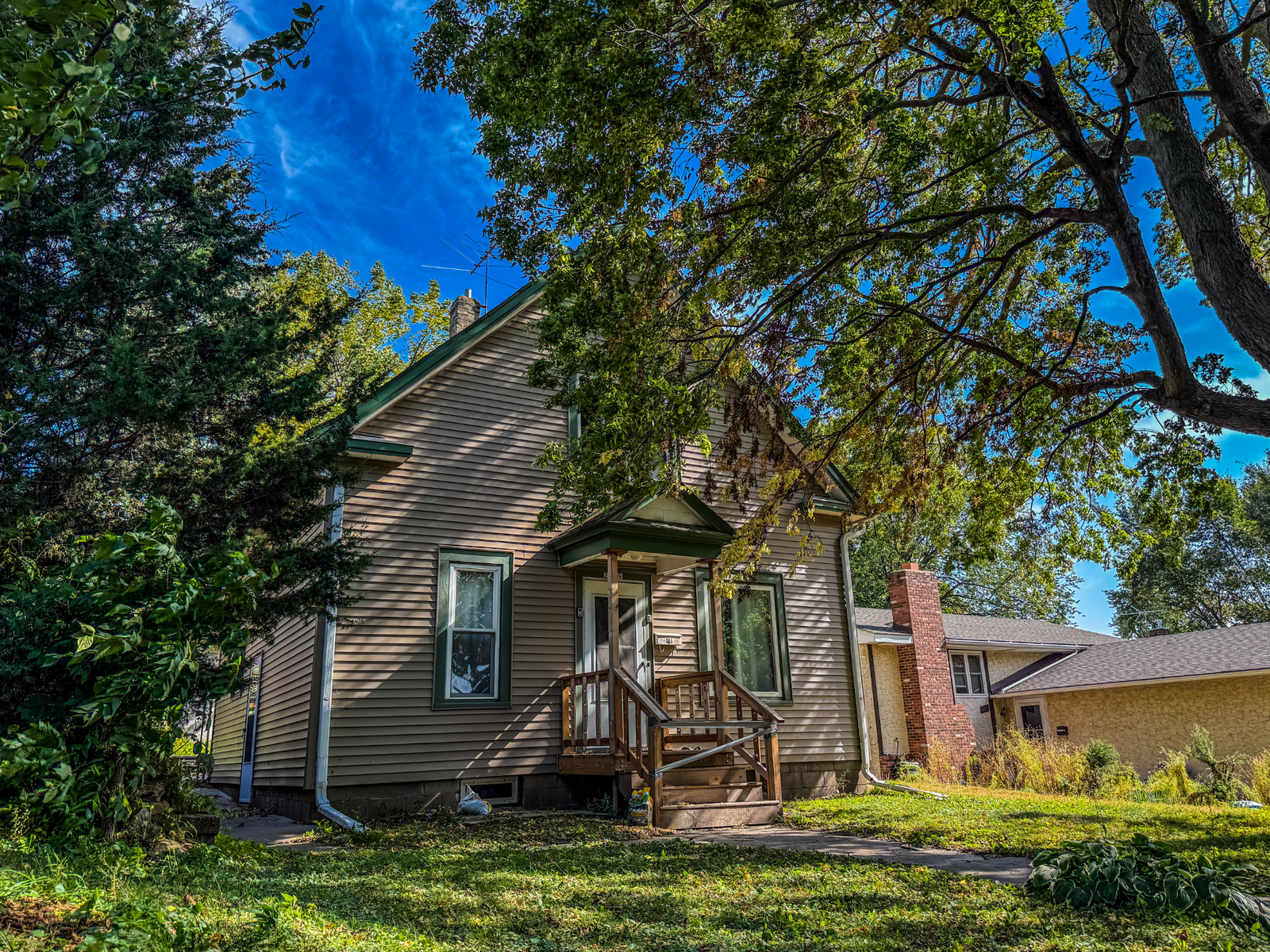 Property Photo:  2219 Lincoln Street NE  MN 55418 