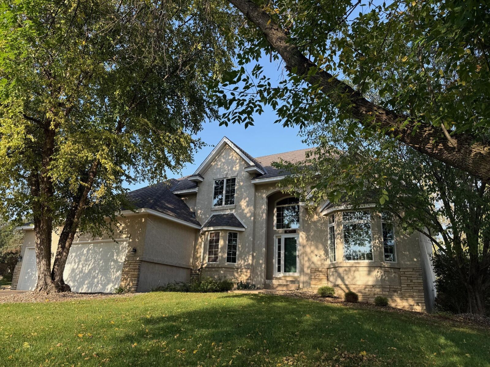 Property Photo:  16330 Gladys Lane  MN 55345 