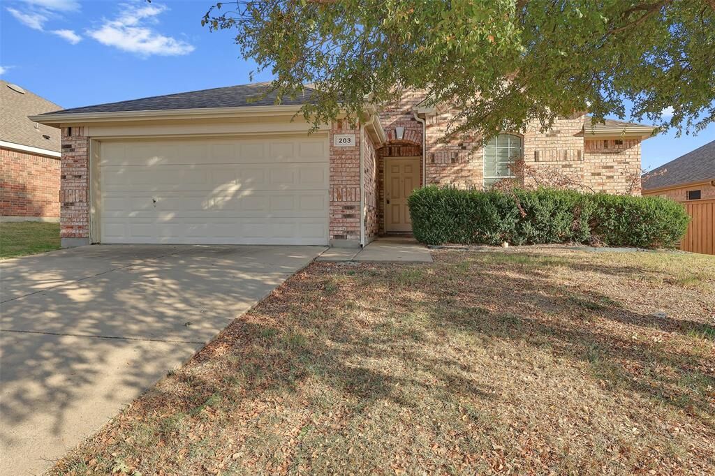 Property Photo: 203 Mustang Trail TX 75009