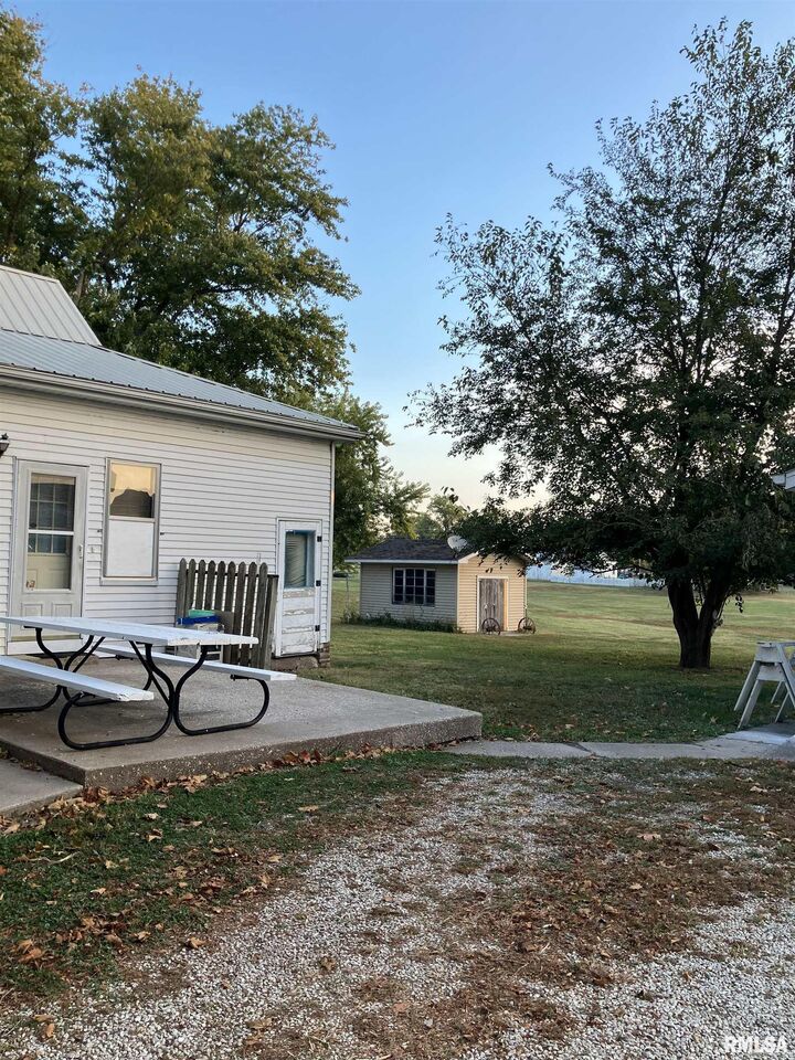 Property Photo:  335 S Harrison Street  IL 61420