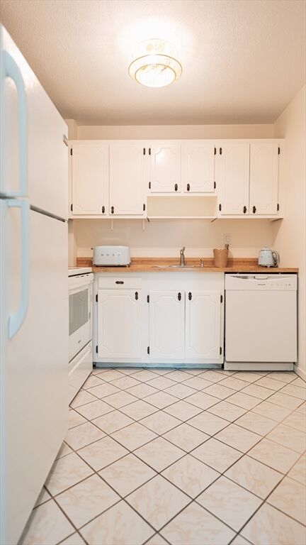 Property Photo:  19 Winchester 301  MA 02446 