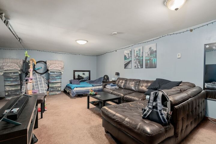 Property Photo:  688 Boston Post Rd E 100  MA 01752 
