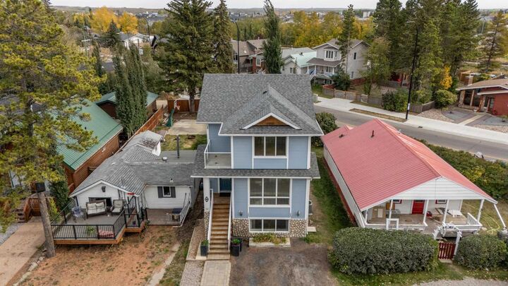 5005 40 Street  Sylvan Lake AB T4S 1B7 photo