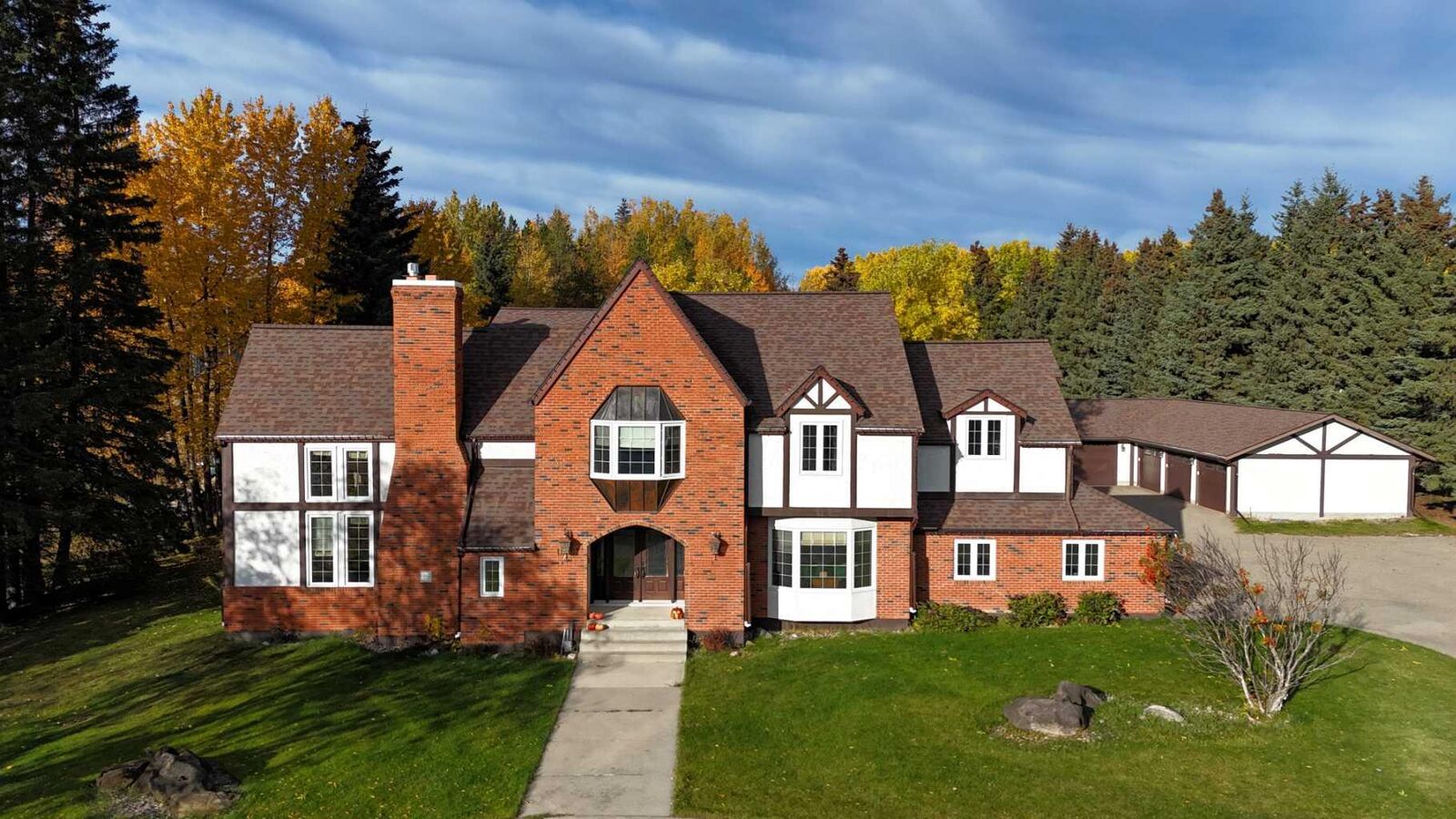 Property Photo:  1808 63 Street  AB T7E 1S5 