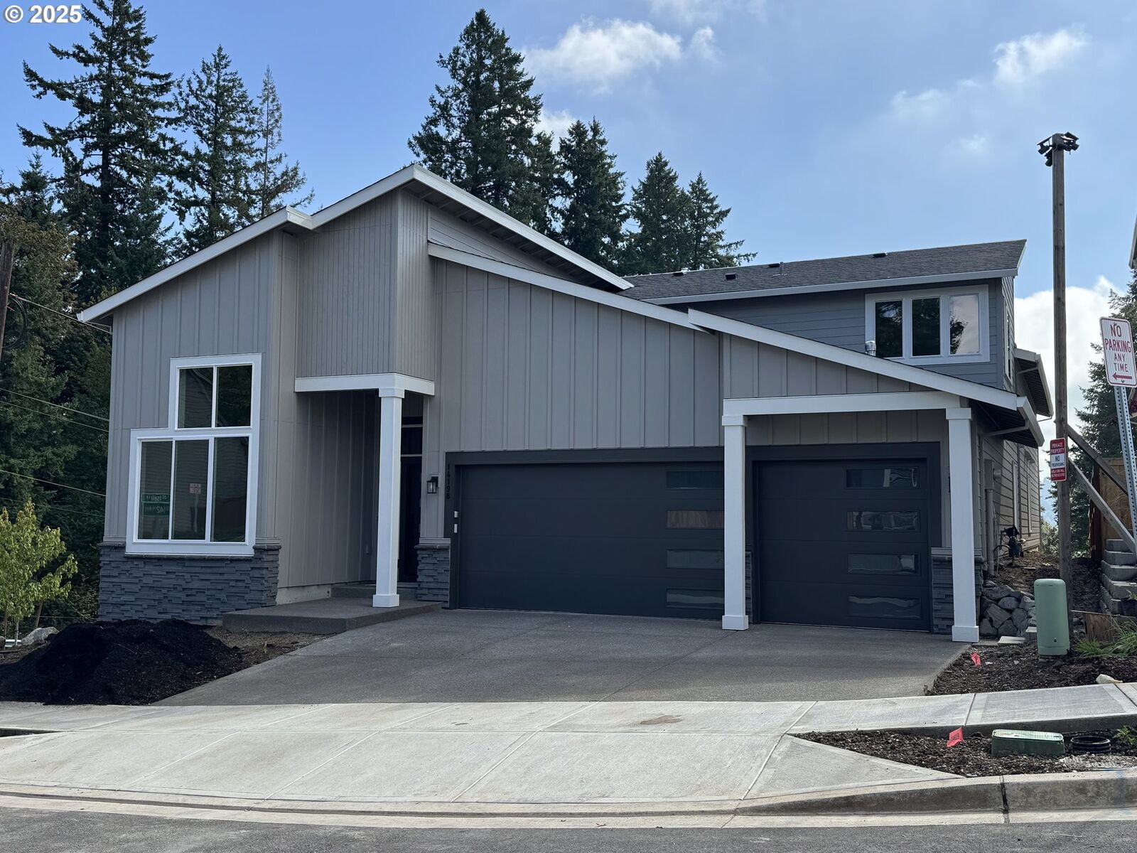 Property Photo:  14198 SE Iseli Ln  OR 97015 