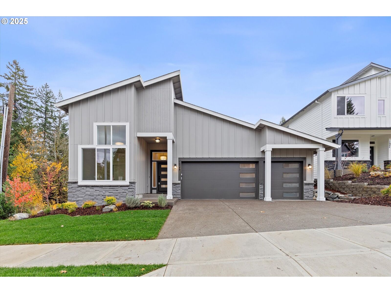 Property Photo:  14198 SE Iseli Ln  OR 97015 