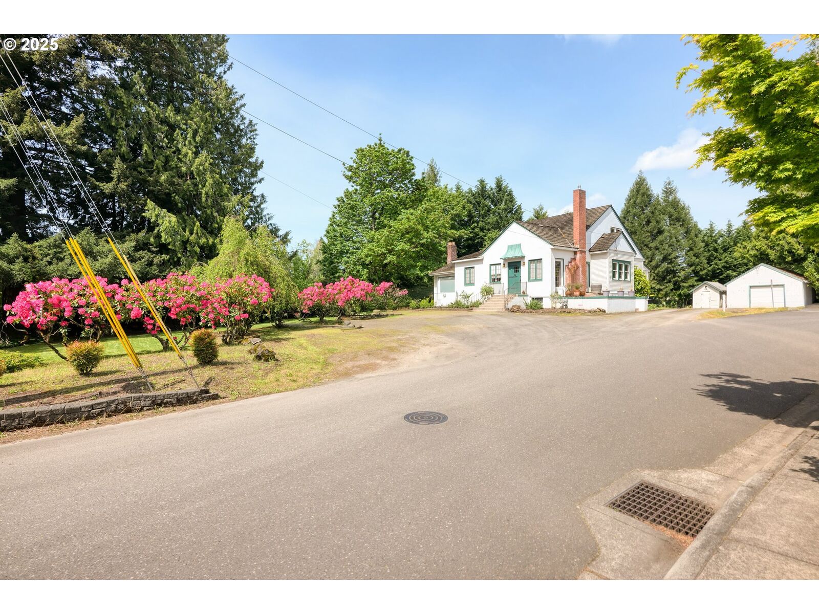 Property Photo:  5555 SW Scholls Ferry Rd  OR 97225 