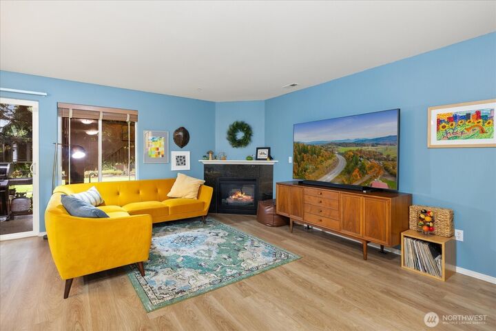 Property Photo:  4126  214th Street SW C  WA 98043 