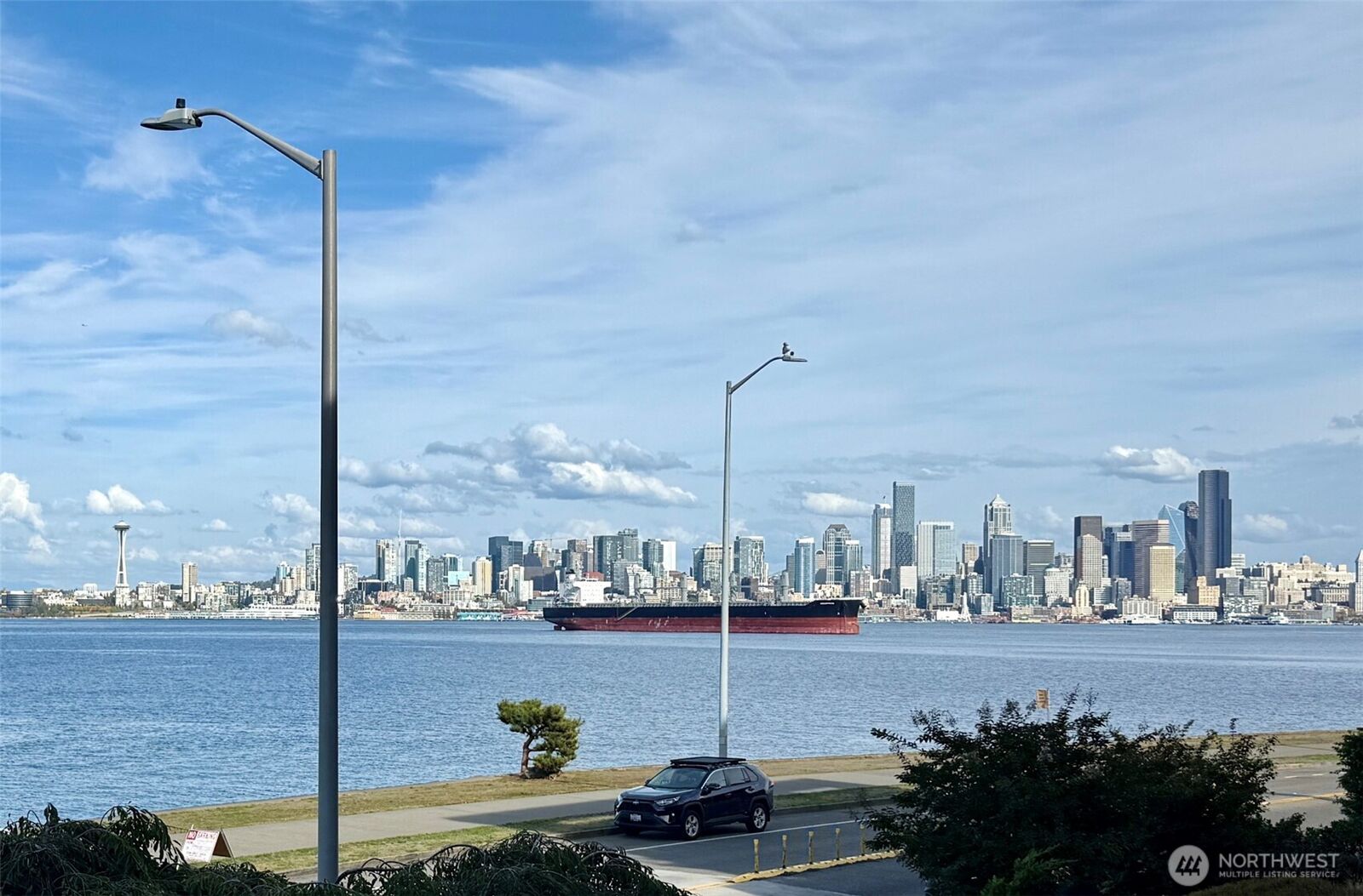 Property Photo:  1140  Alki Avenue SW 203  WA 98116 