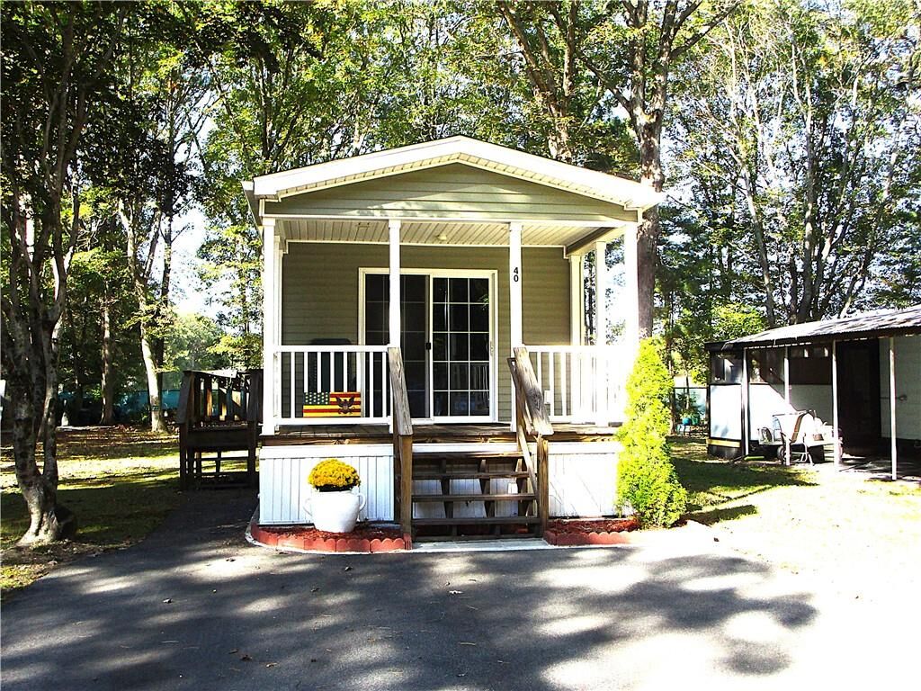 Property Photo: 40 Leisure Way RI 02816