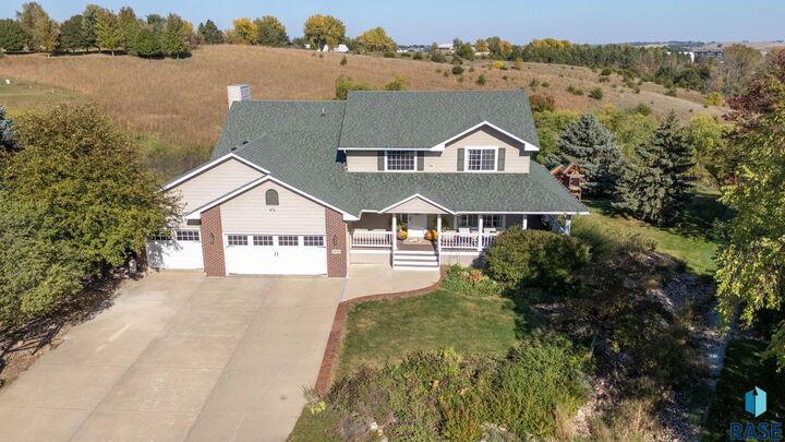 6910 E Split Rock Cir  Sioux Falls SD 57110 photo