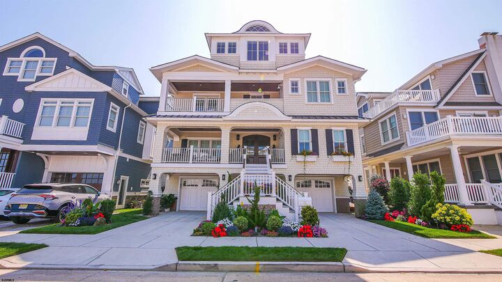 110 S Swarthmore  Ventnor NJ 08406-2566 photo